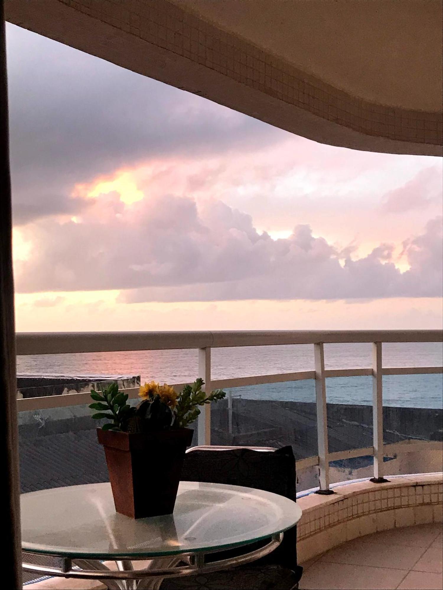 Apartamento Ondina Porto Com Vista Para O Mar Salvador Luaran gambar